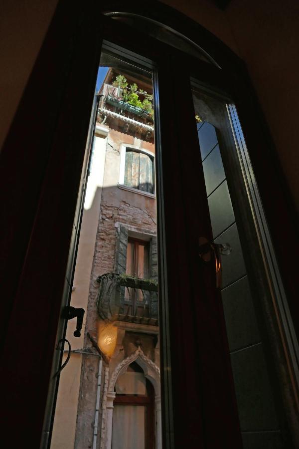Ecco Suites Apartments Venedig Eksteriør billede
