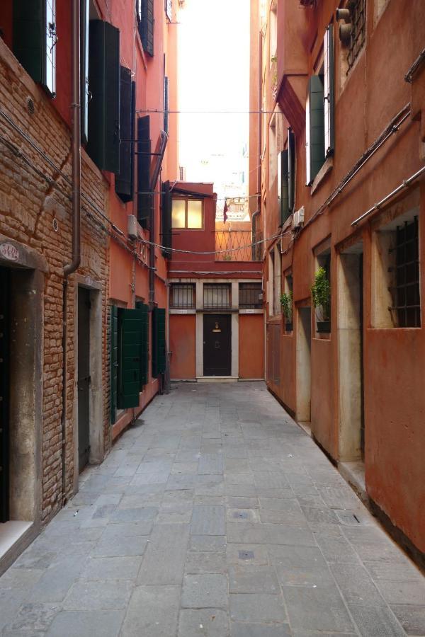 Ecco Suites Apartments Venedig Eksteriør billede